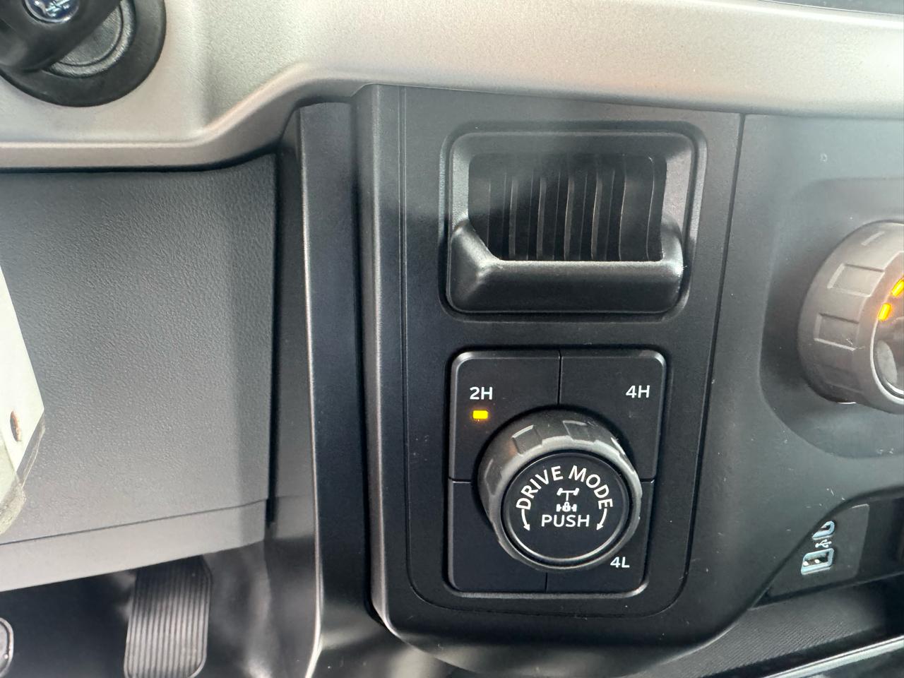 Ford F-150 4WD SuperCrew 145" XL 2021