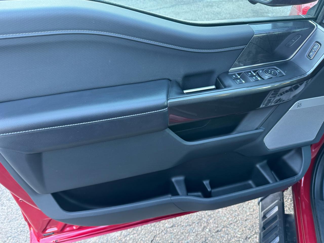 Ford F-150 4WD SuperCrew 157" XLT 2021