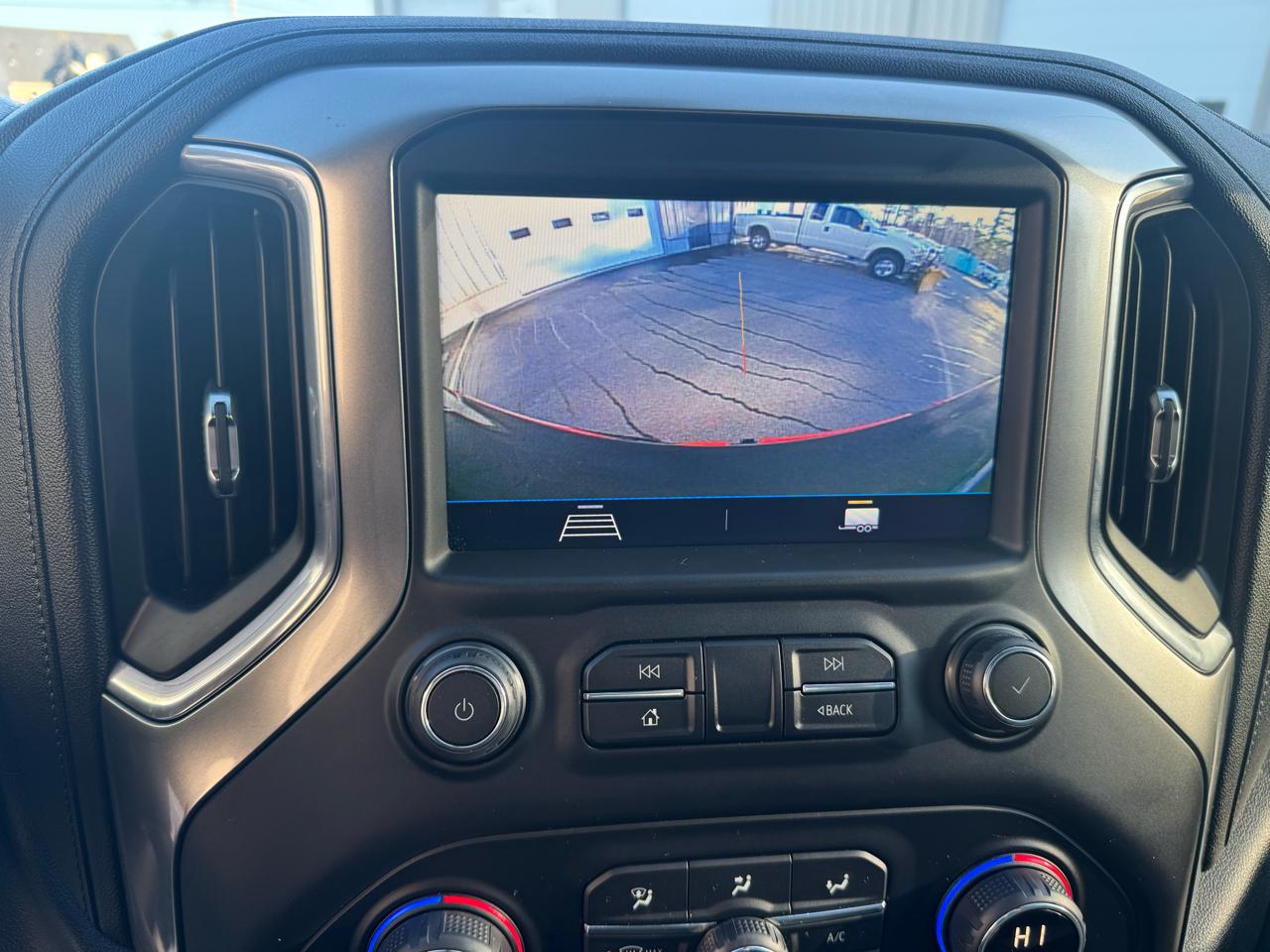 Chevrolet Silverado 1500 4WD Double Cab 147" RST 2021