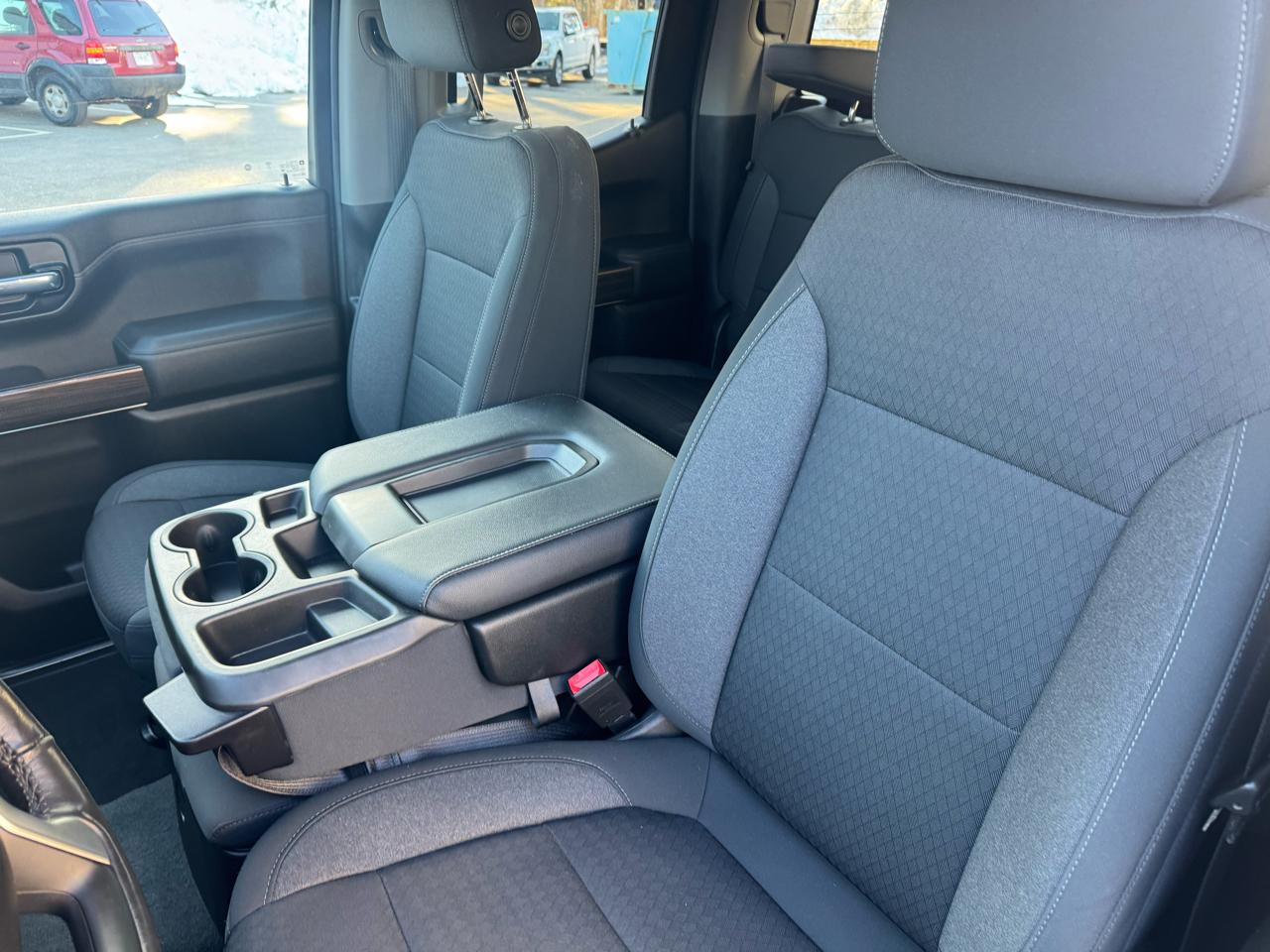 Chevrolet Silverado 1500 4WD Double Cab 147" RST 2021