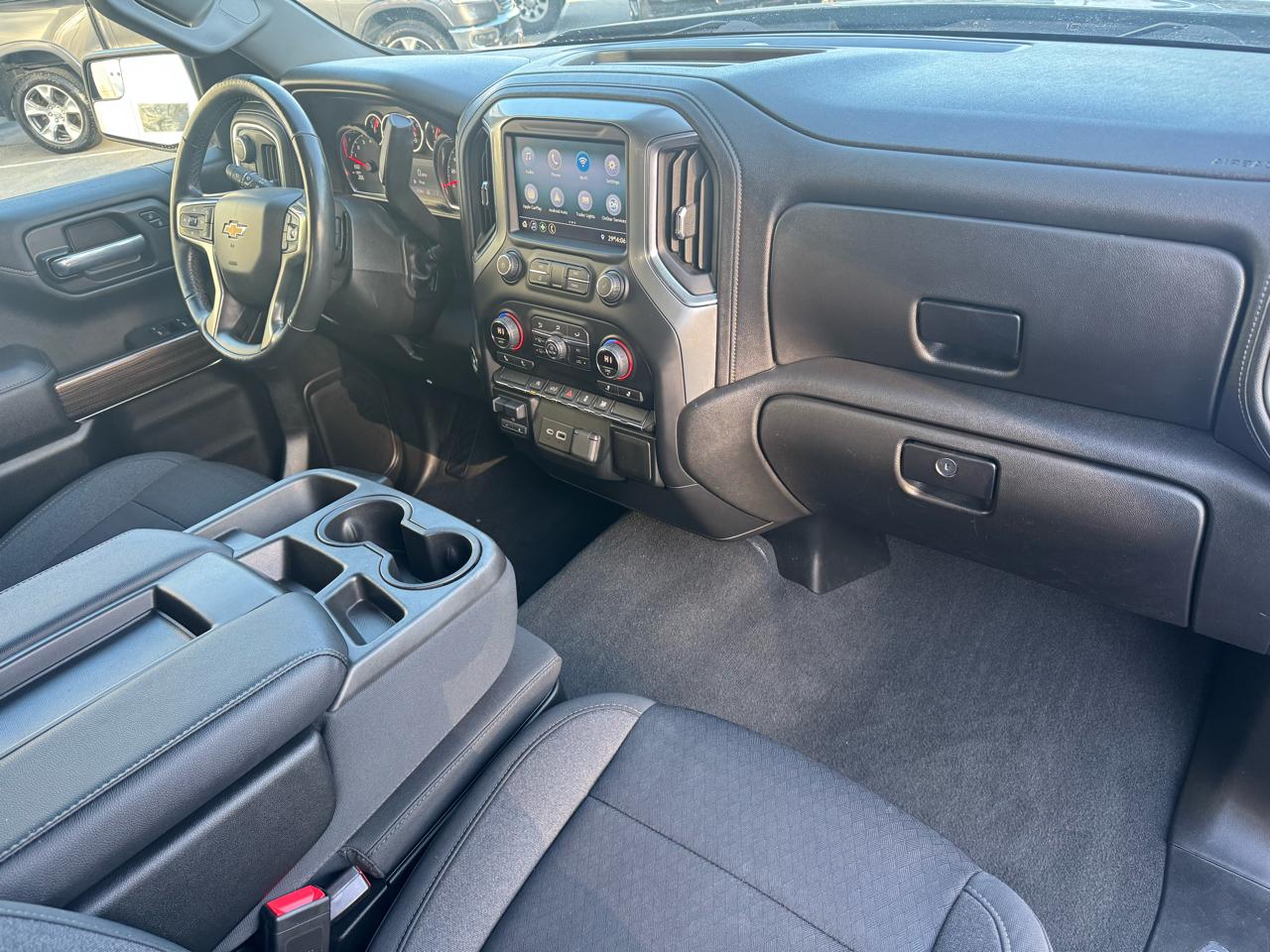 Chevrolet Silverado 1500 4WD Double Cab 147" RST 2021