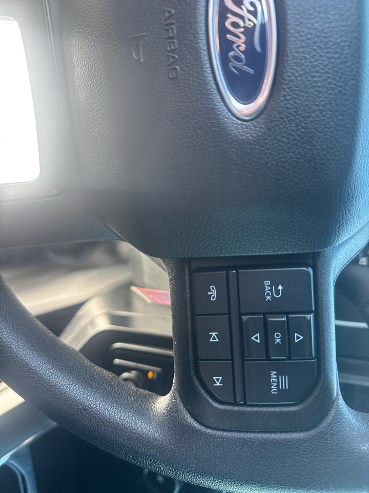 Ford F-150 4WD SuperCab 145" STX 2023