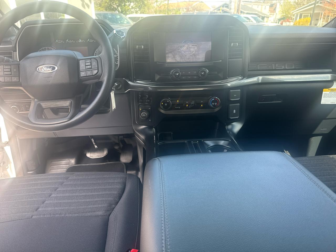 Ford F-150 4WD SuperCab 145" STX 2023