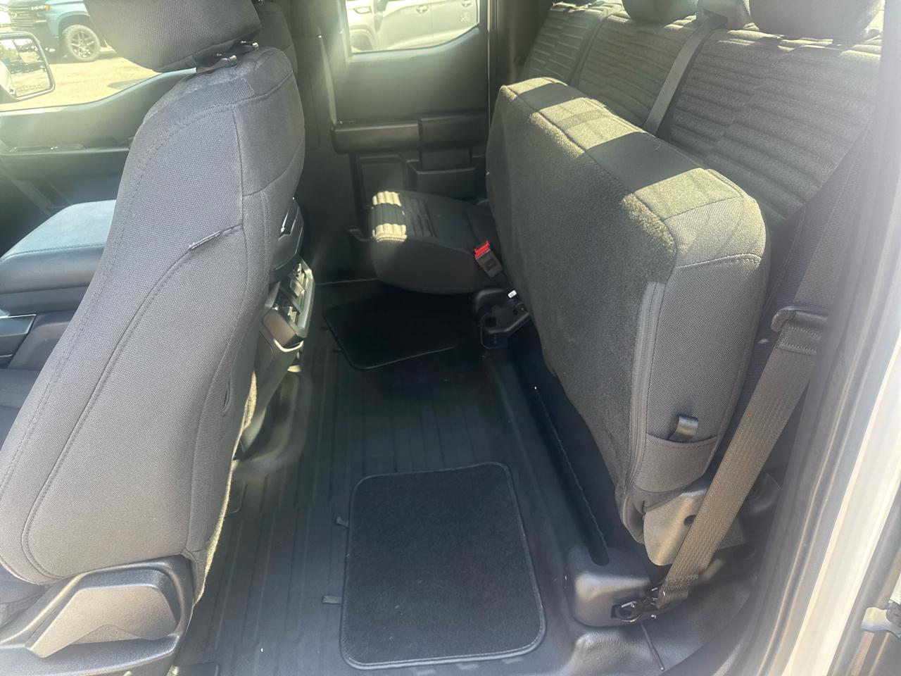 Ford F-150 4WD SuperCab 145" STX 2023