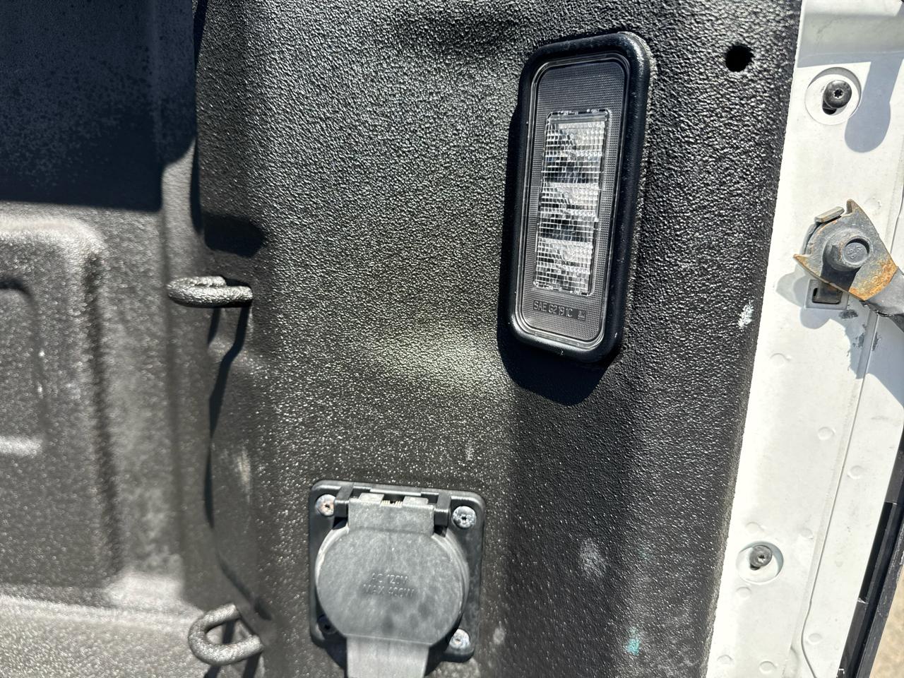 Chevrolet Silverado 1500 4WD Crew Cab 147" Custom Trail Boss 2023