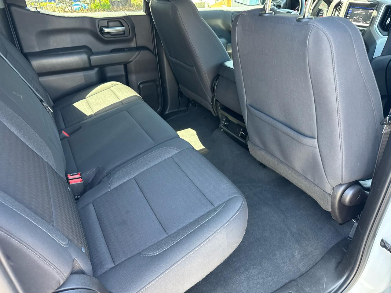 Chevrolet Silverado 1500 4WD Crew Cab 147" Custom Trail Boss 2023