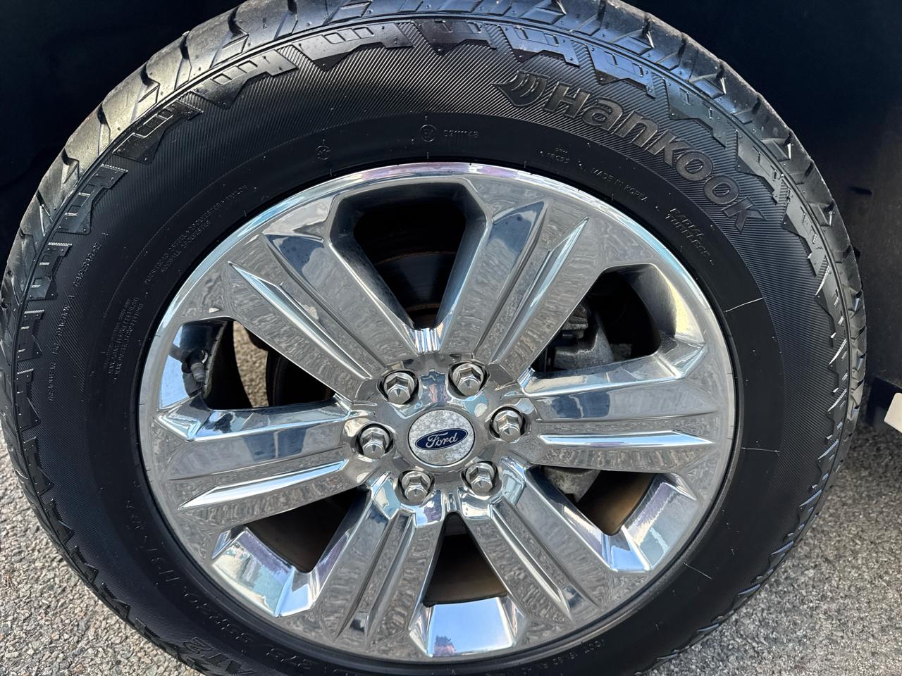 Ford F-150 4WD SuperCrew 139" Lariat 2018