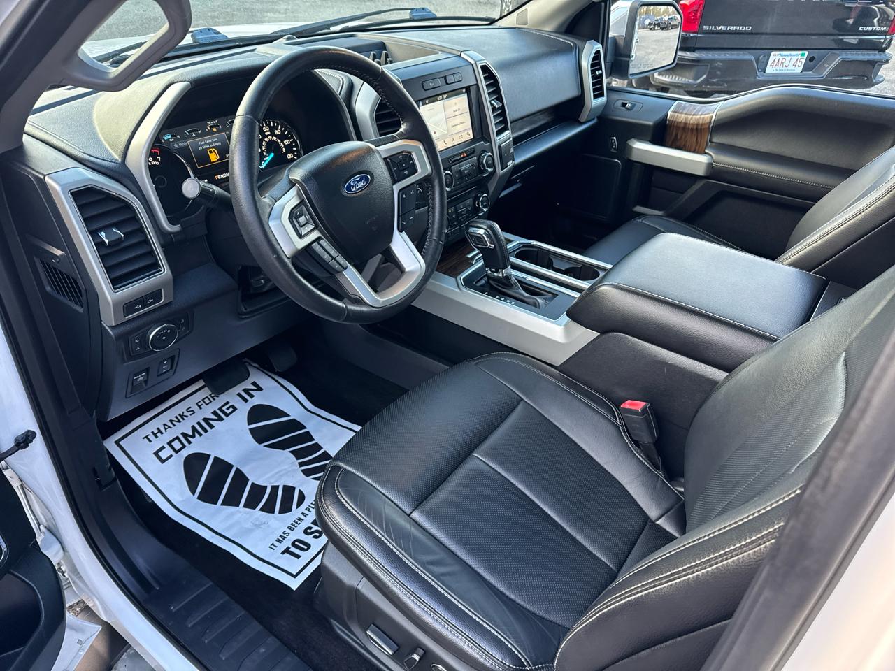 Ford F-150 4WD SuperCrew 139" Lariat 2018