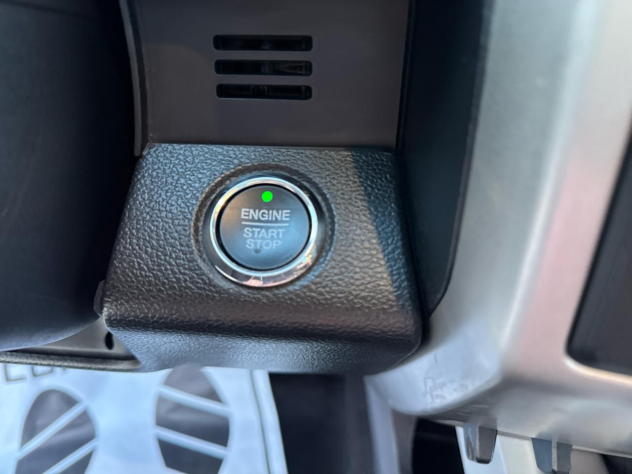 Ford F-150 4WD SuperCrew 139" Lariat 2018