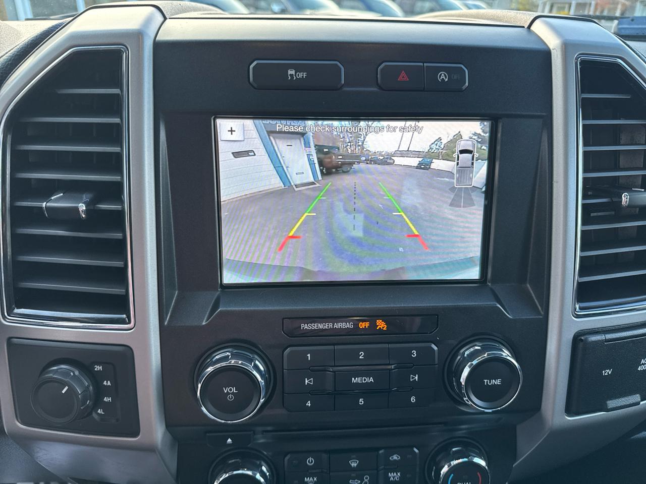 Ford F-150 4WD SuperCrew 139" Lariat 2018