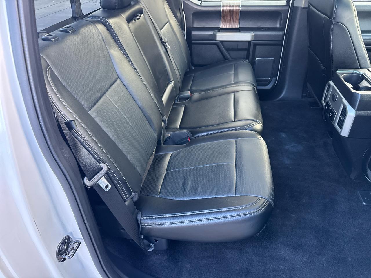 Ford F-150 4WD SuperCrew 139" Lariat 2018