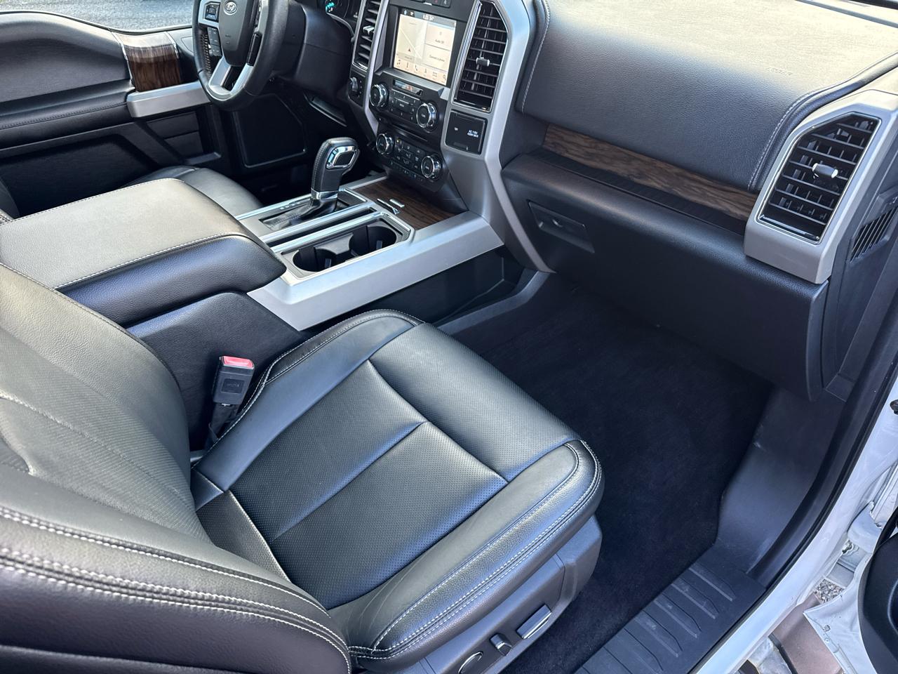Ford F-150 4WD SuperCrew 139" Lariat 2018