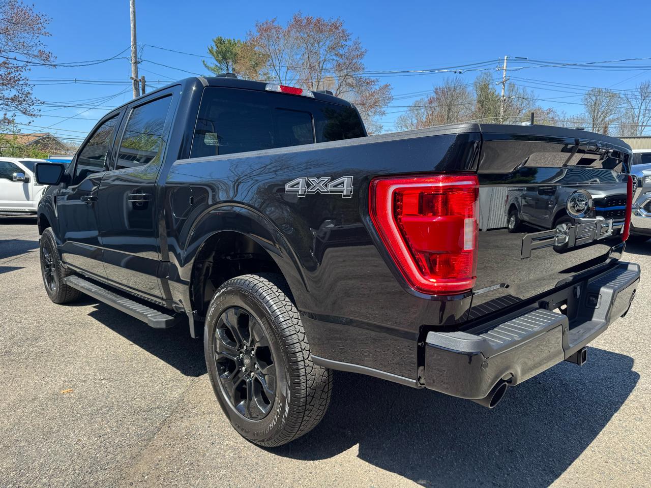 Ford F-150 4WD SuperCrew 157" XLT 2023