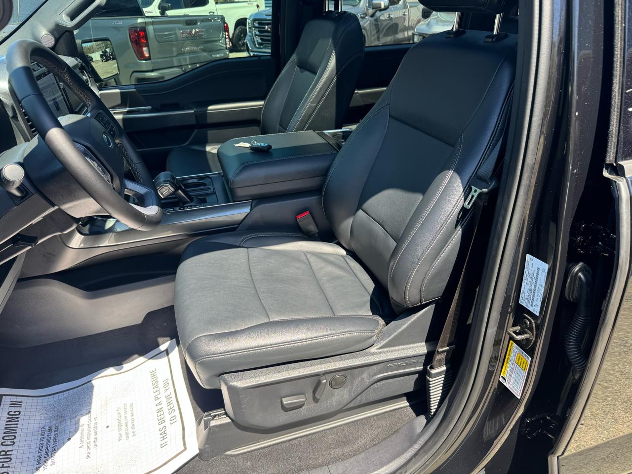 Ford F-150 4WD SuperCrew 157" XLT 2023