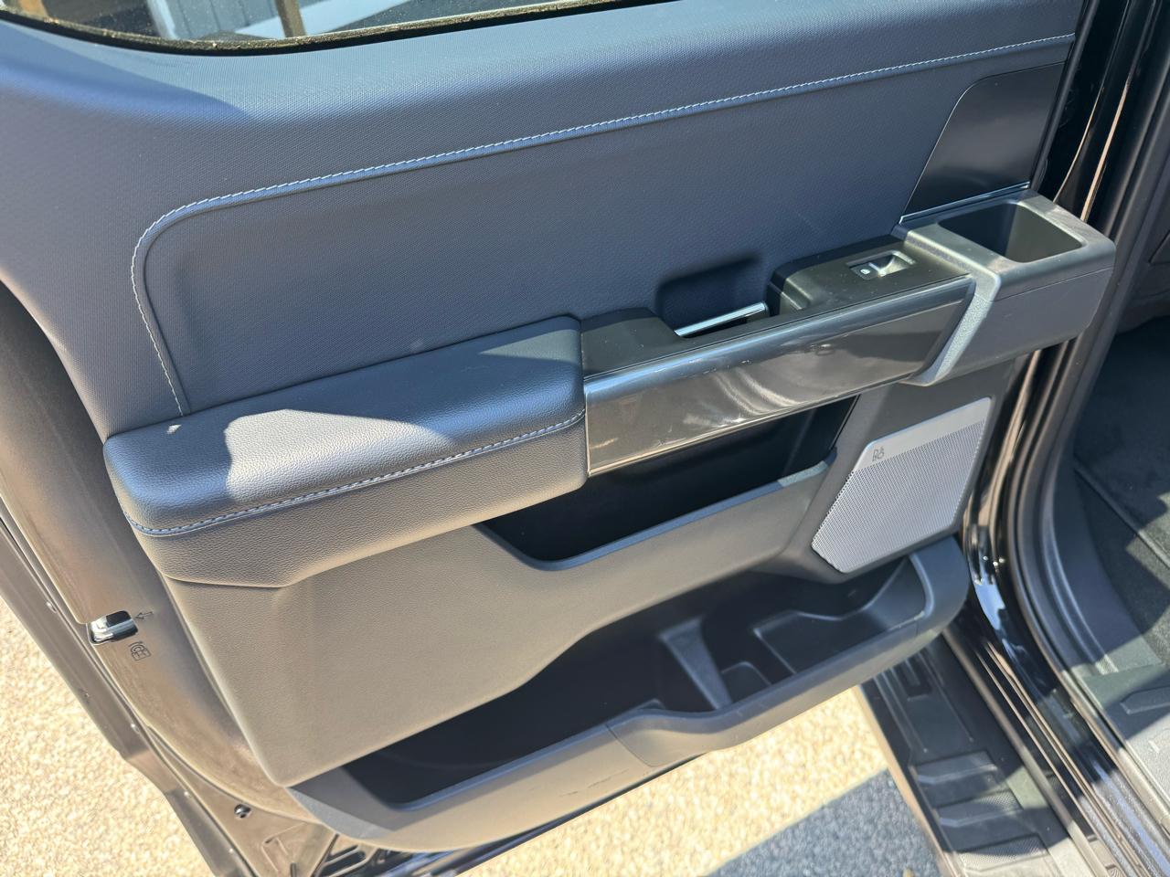 Ford F-150 4WD SuperCrew 157" XLT 2023