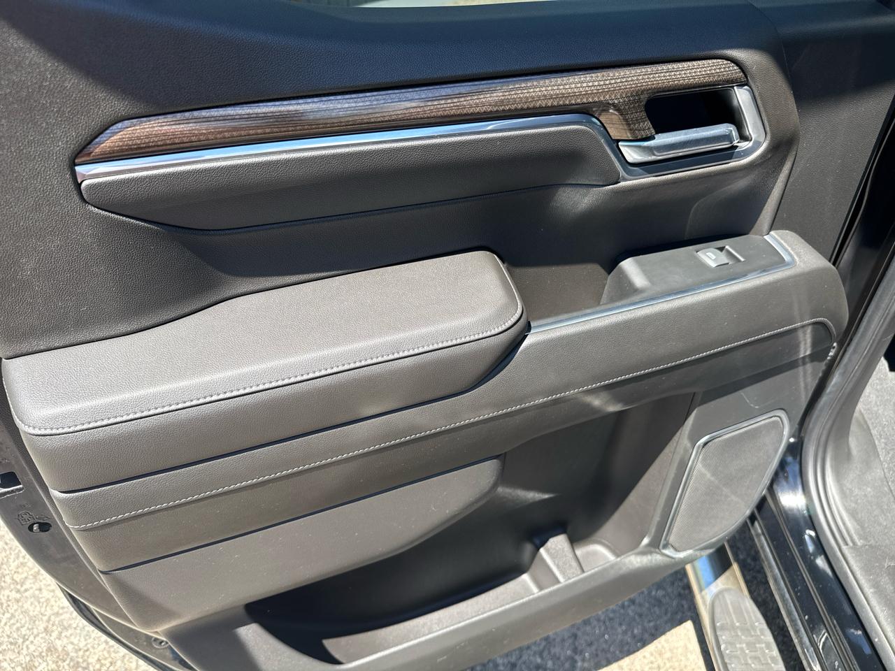 Chevrolet Silverado 1500 1LT Crew Cab 4WD 2022