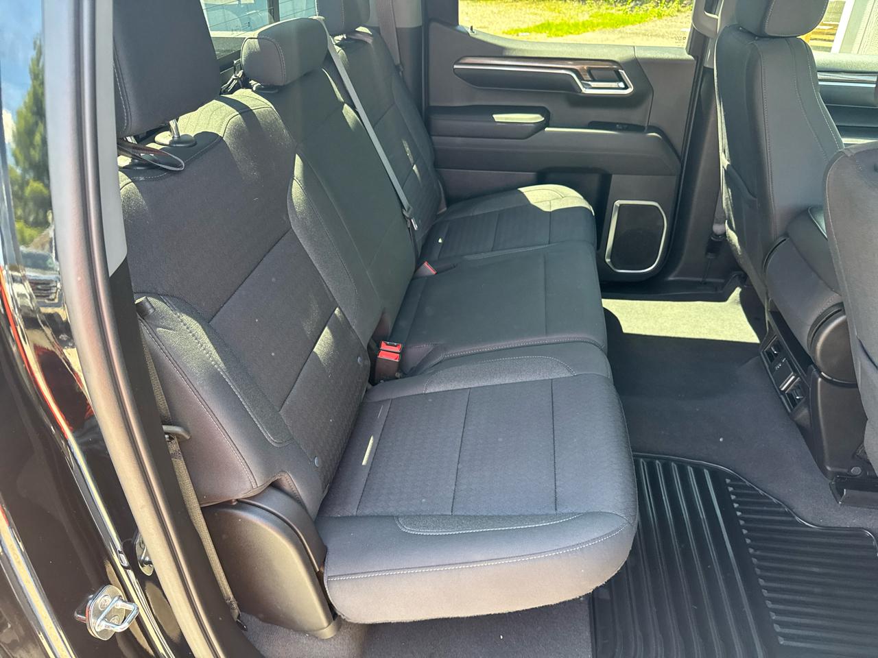 Chevrolet Silverado 1500 1LT Crew Cab 4WD 2022