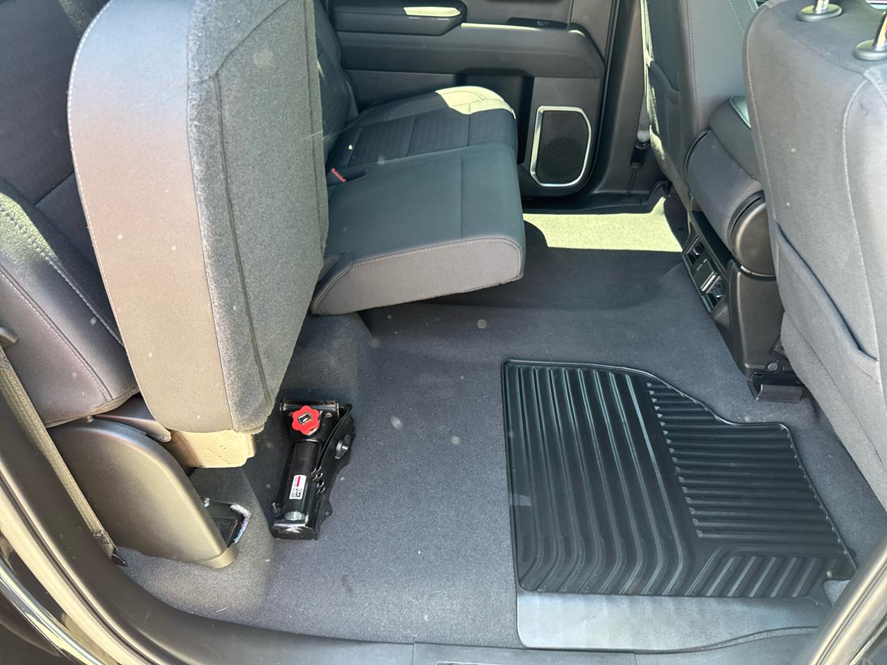 Chevrolet Silverado 1500 1LT Crew Cab 4WD 2022
