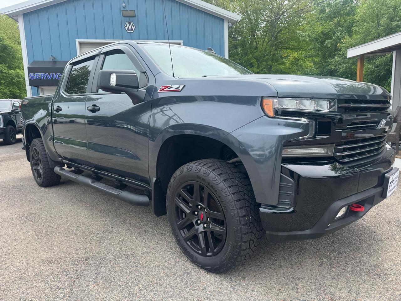 Chevrolet Silverado 1500 4WD Crew Cab 147" Custom Trail Boss 2021
