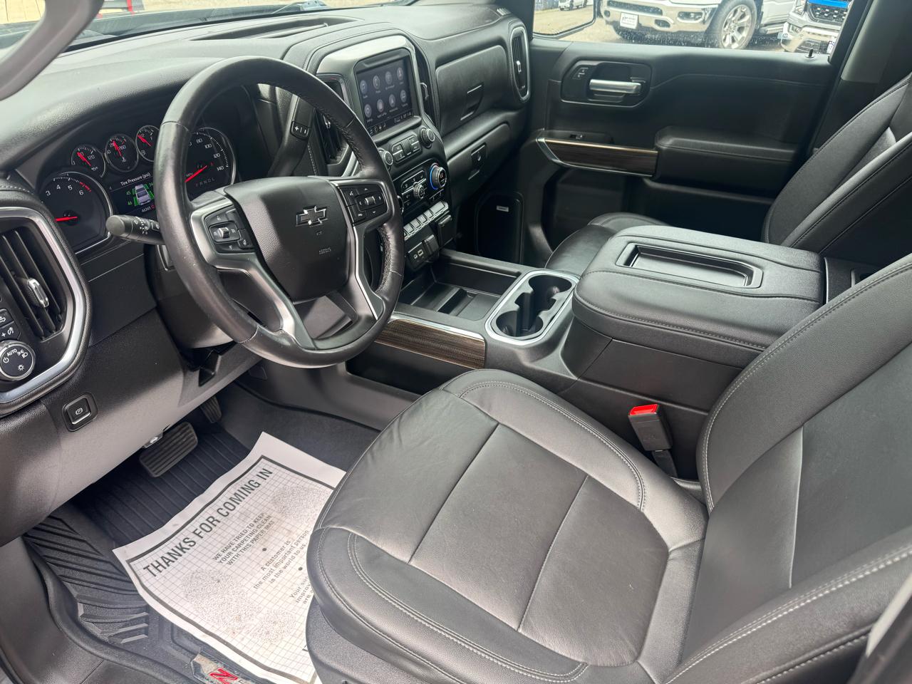 Chevrolet Silverado 1500 4WD Crew Cab 147" Custom Trail Boss 2021