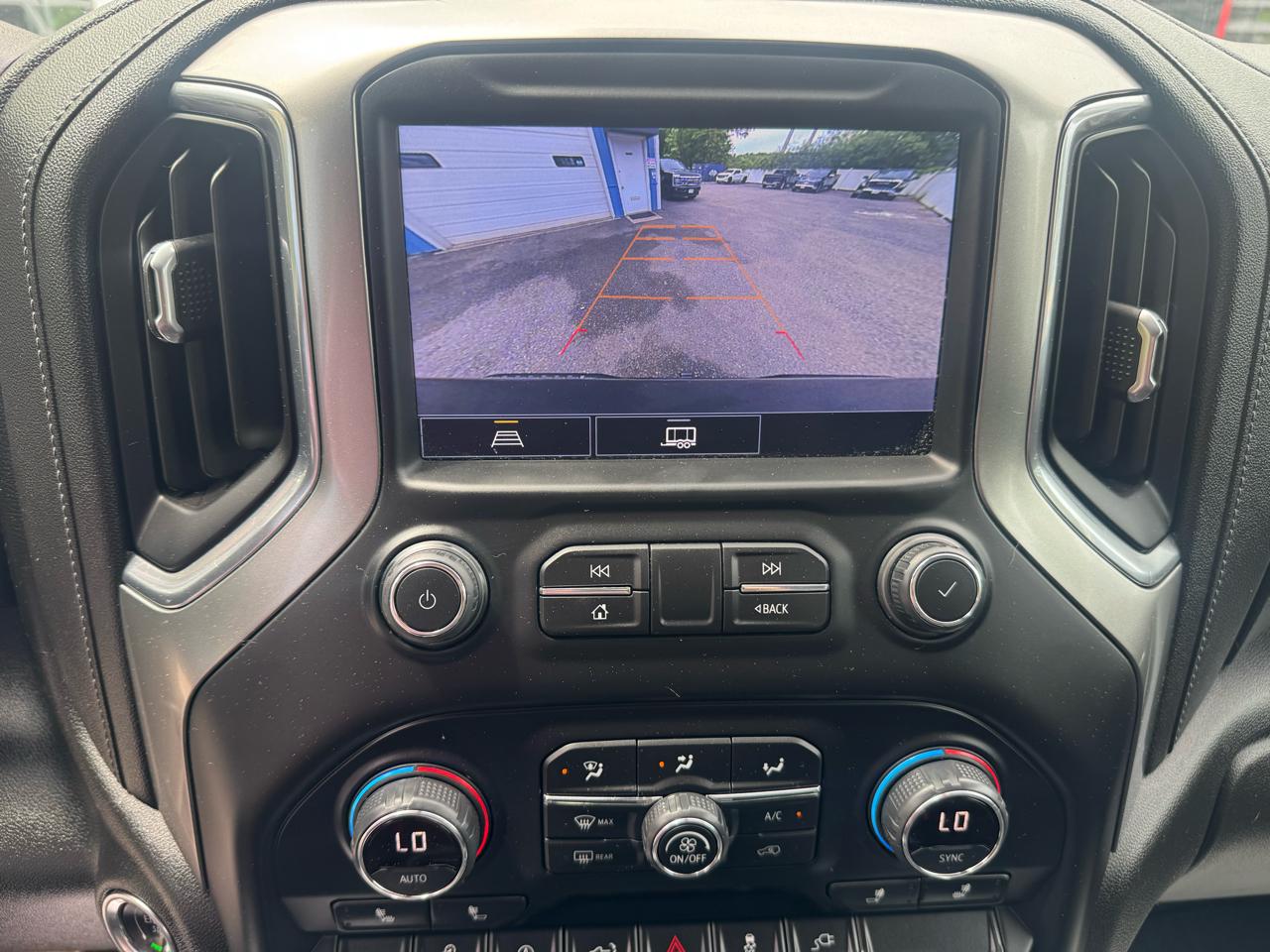 Chevrolet Silverado 1500 4WD Crew Cab 147" Custom Trail Boss 2021