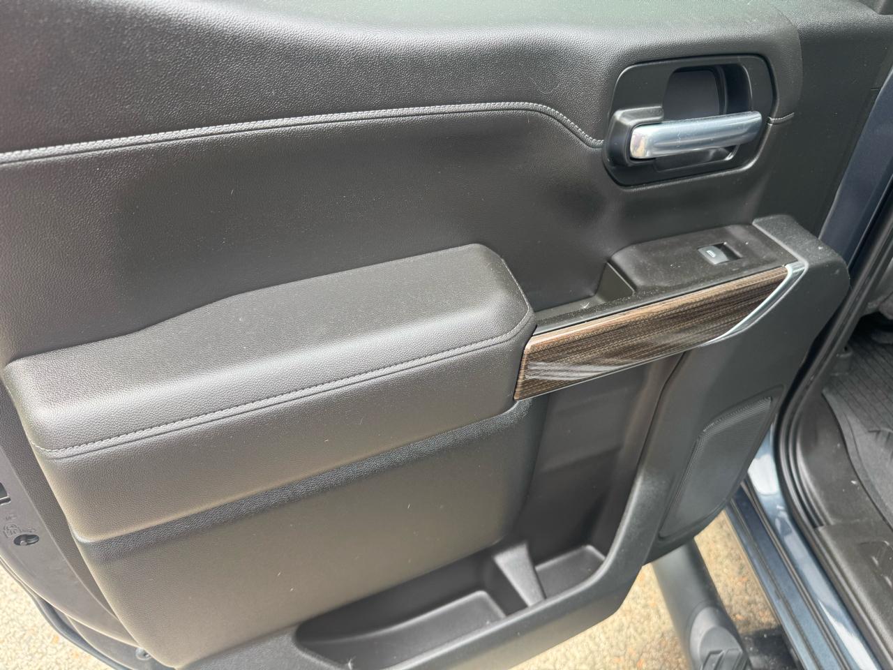 Chevrolet Silverado 1500 4WD Crew Cab 147" Custom Trail Boss 2021