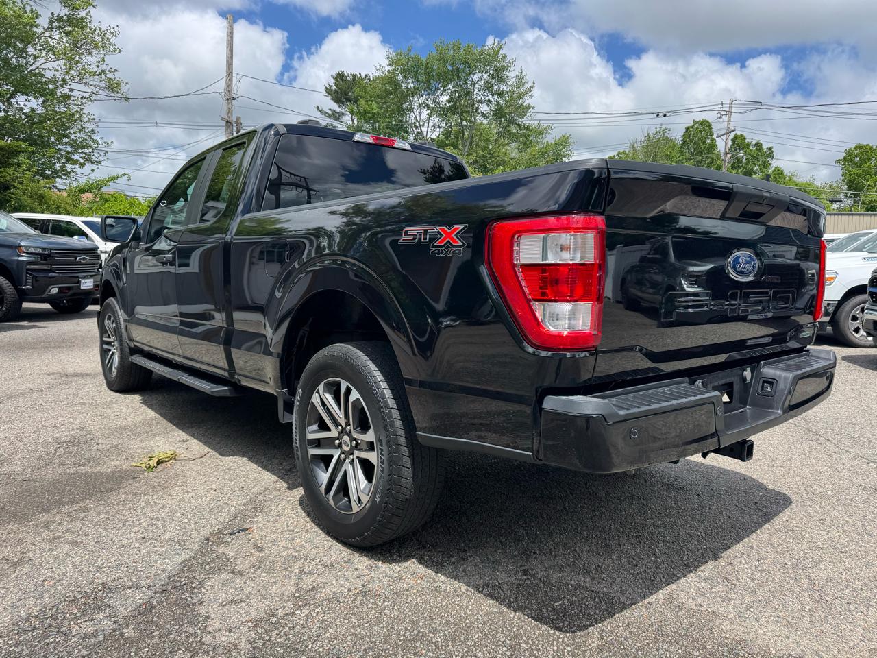 Ford F-150 4WD SuperCab 163" XL 2023