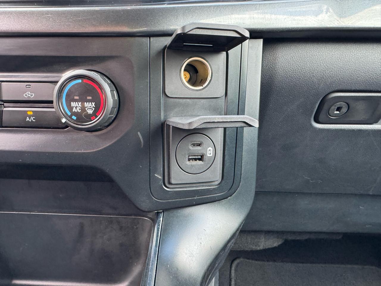 Ford F-150 4WD SuperCab 163" XL 2023