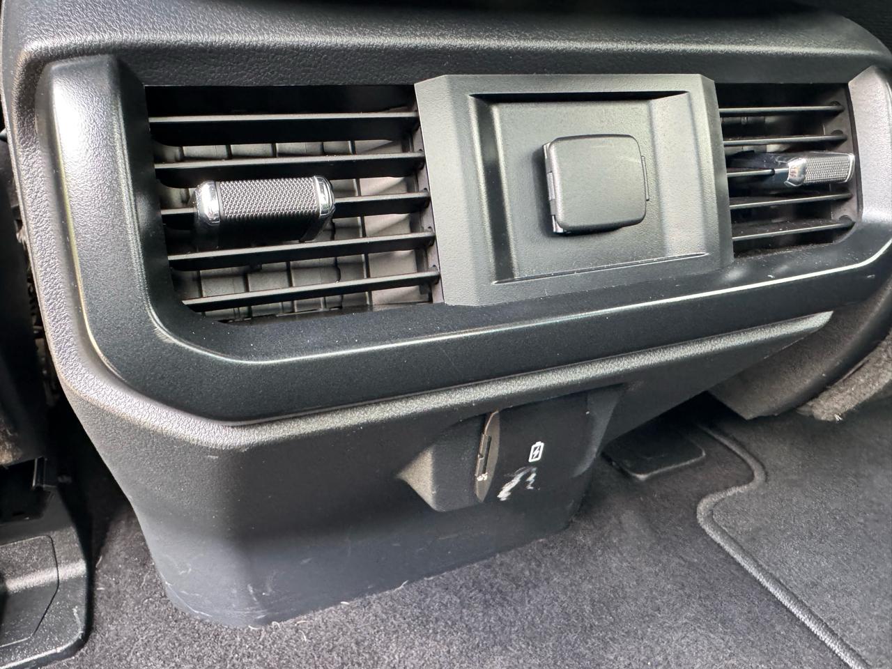 Ford F-150 4WD SuperCab 163" XL 2023