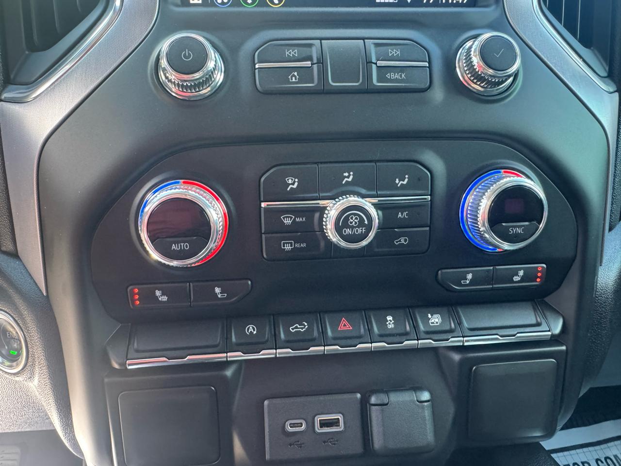 GMC Sierra 1500 Elevation Double Cab 4WD 2021
