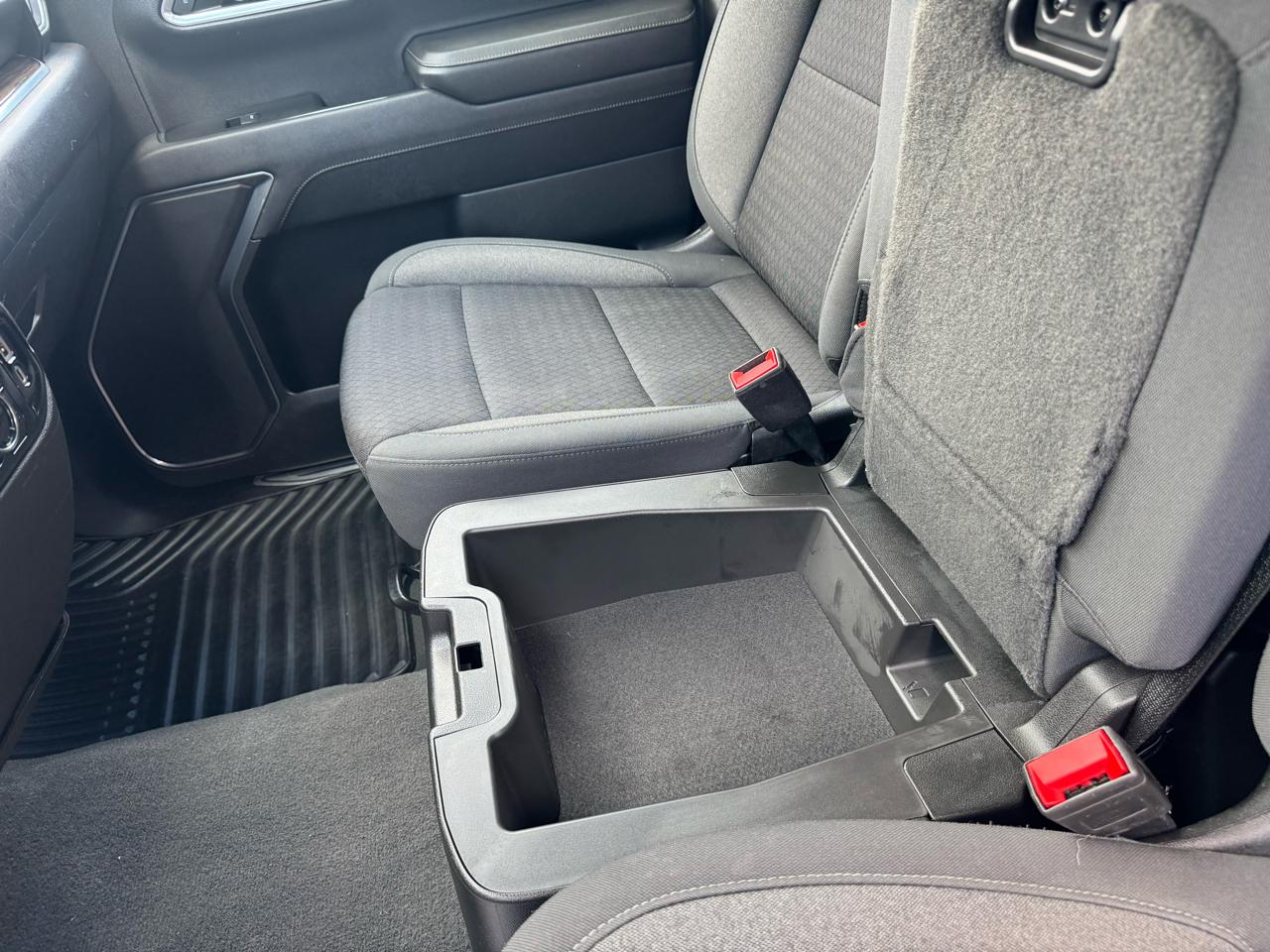 Chevrolet Silverado 1500 4WD Crew Cab 147" LT 2022