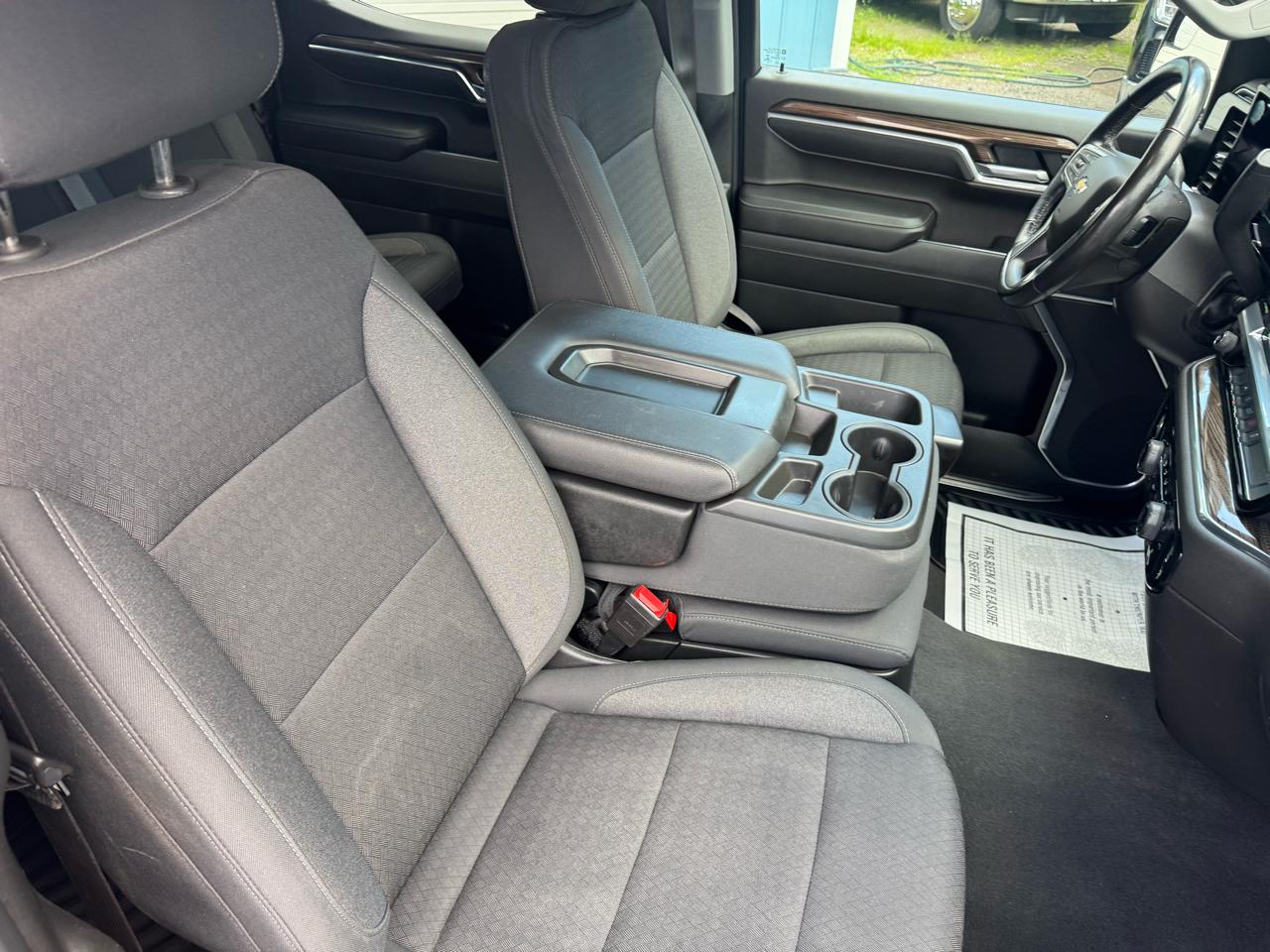 Chevrolet Silverado 1500 4WD Crew Cab 147" LT 2022
