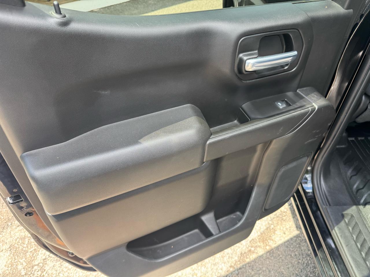 GMC Sierra 1500 4WD Crew Cab 147" 2020