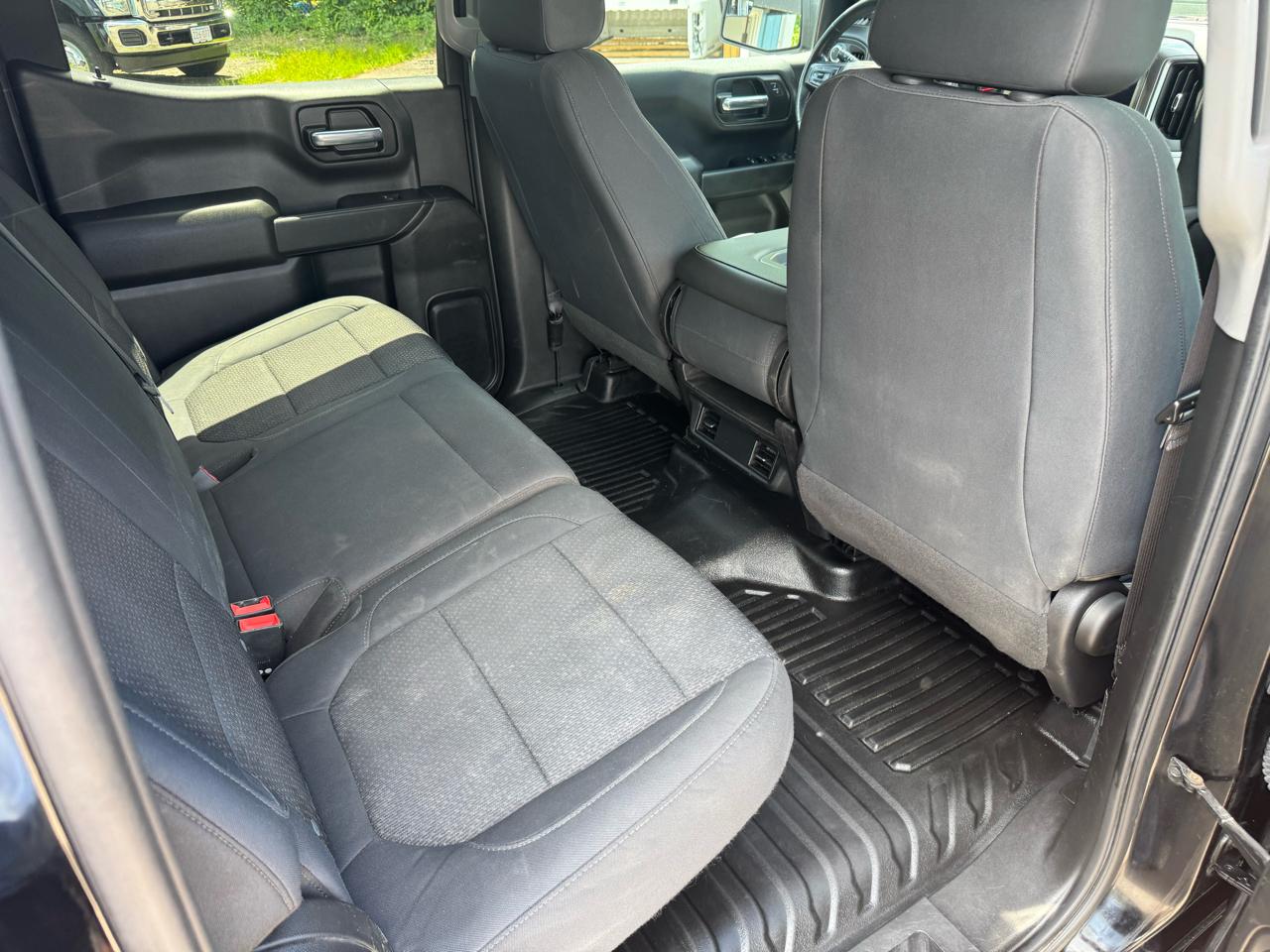 GMC Sierra 1500 4WD Crew Cab 147" 2020