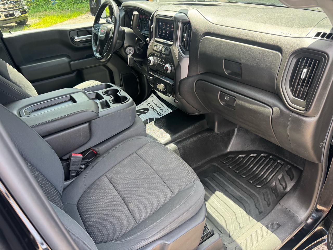GMC Sierra 1500 4WD Crew Cab 147" 2020