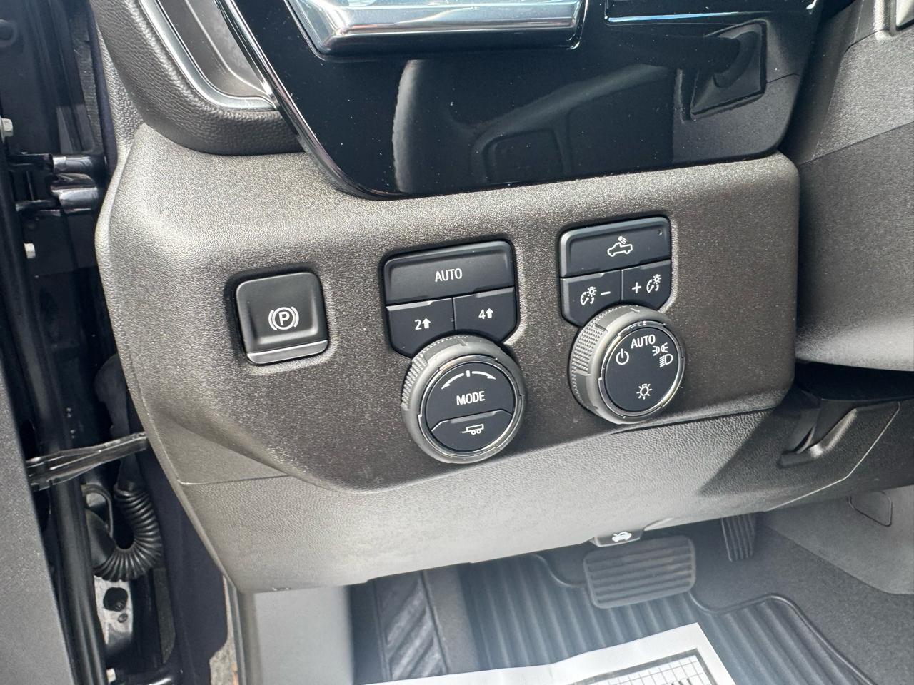 Chevrolet Silverado 1500 4WD Crew Cab 147" LT 2024