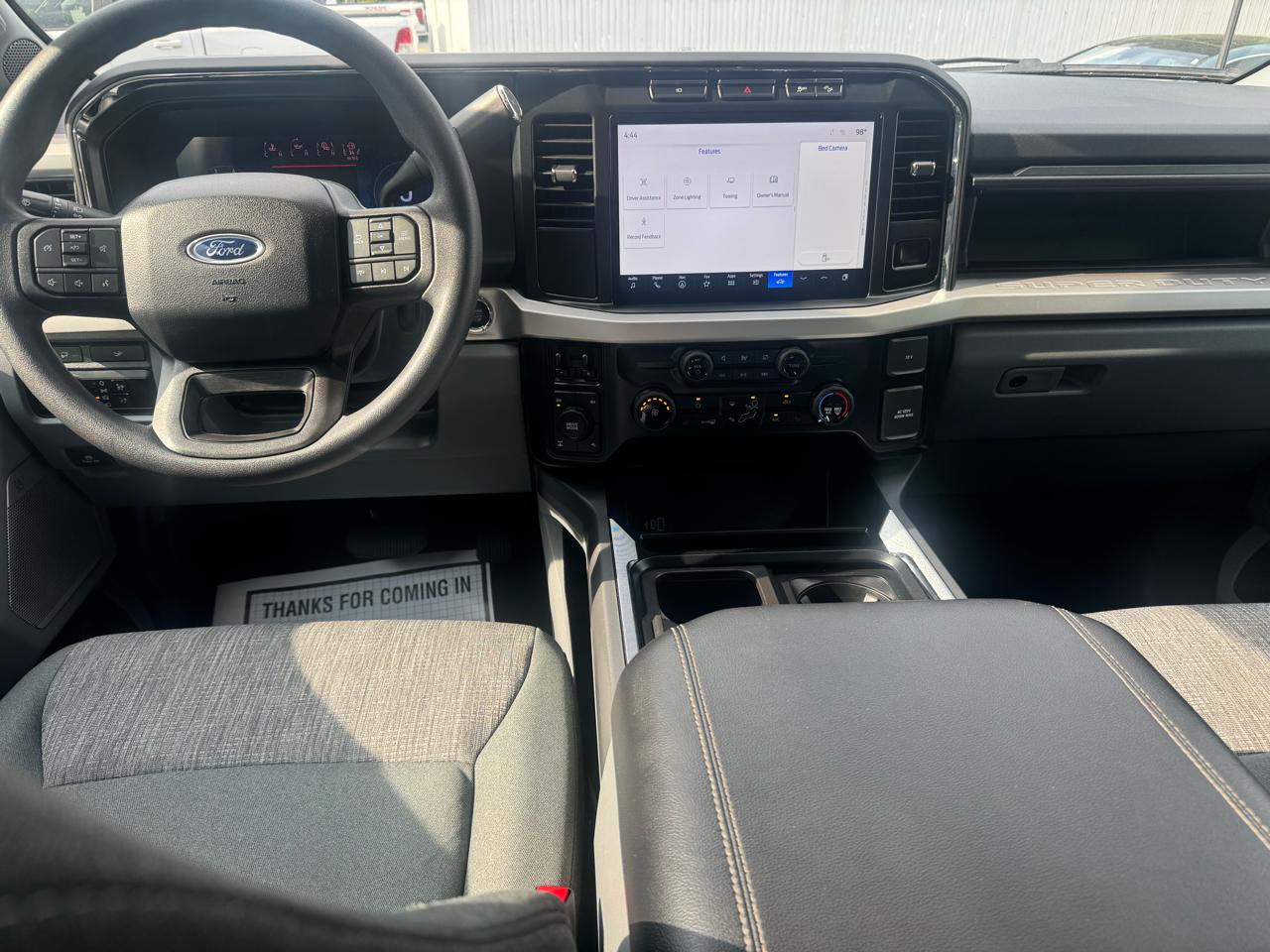 Ford F-250 SD XLT Crew Cab 4WD 2023