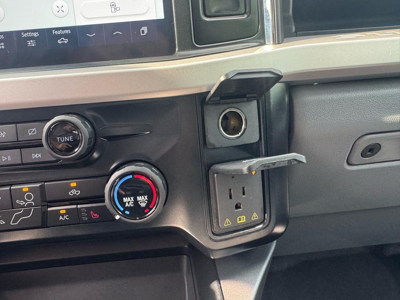 Ford F-250 SD XLT Crew Cab 4WD 2023