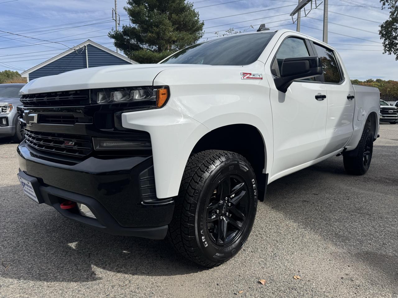 Chevrolet Silverado 1500 4WD Crew Cab 147" Custom Trail Boss 2020