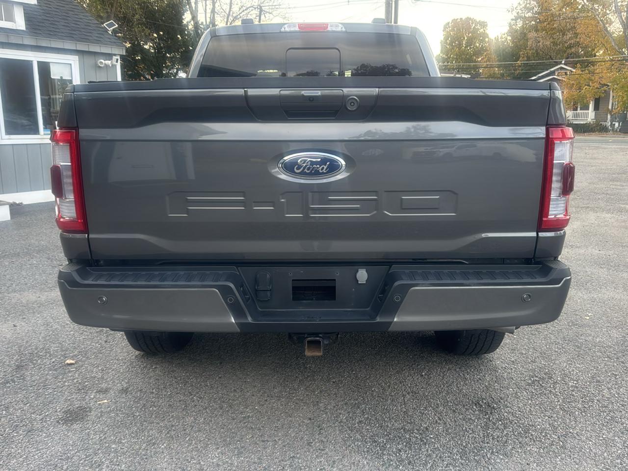 Ford F-150 4WD SuperCrew 145" Lariat 2023