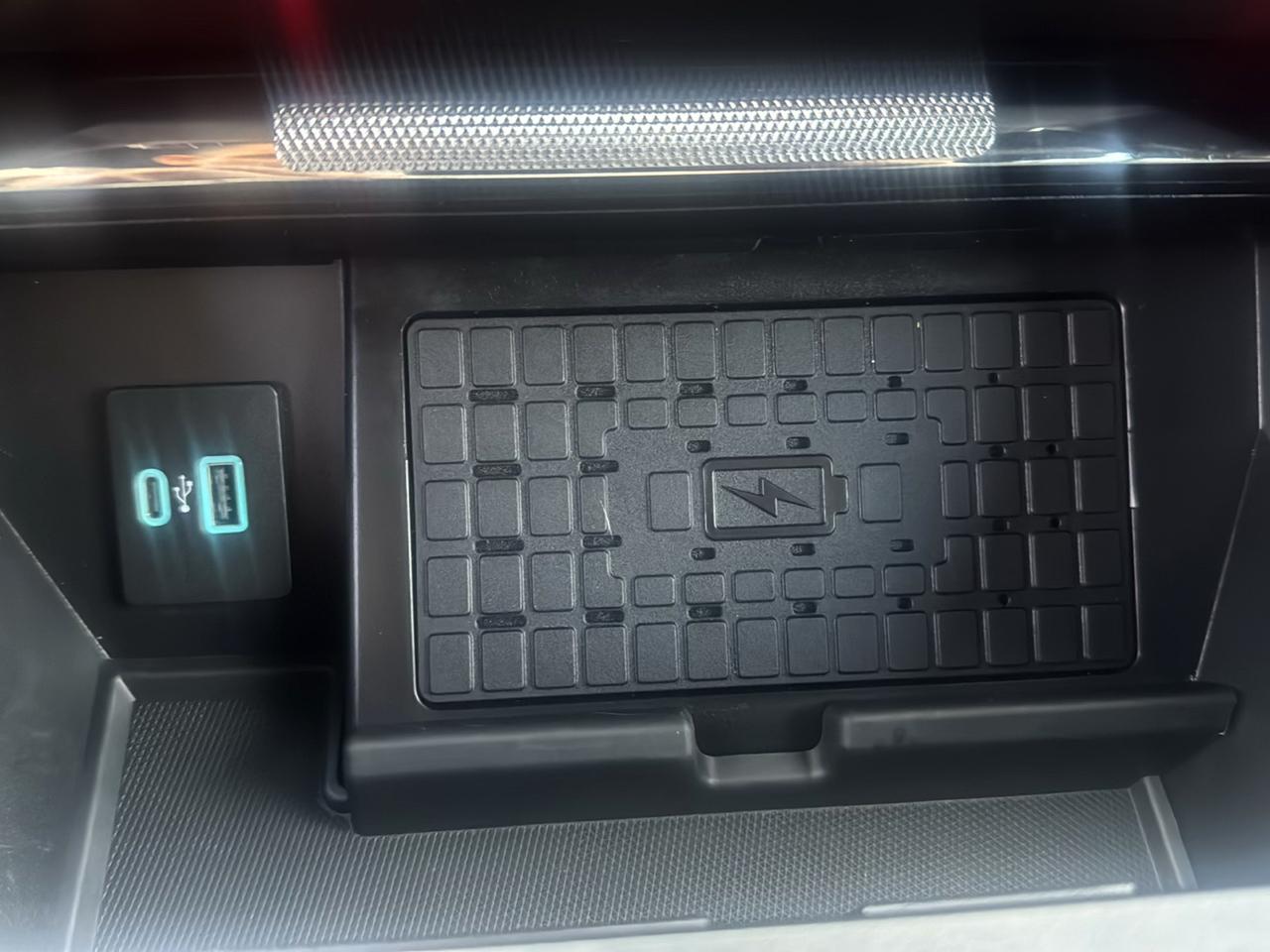 Ford F-150 4WD SuperCrew 145" Lariat 2023