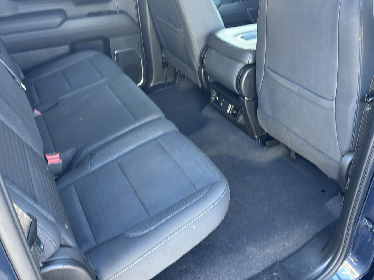 Chevrolet Silverado 1500 4WD Crew Cab 147" LT 2022