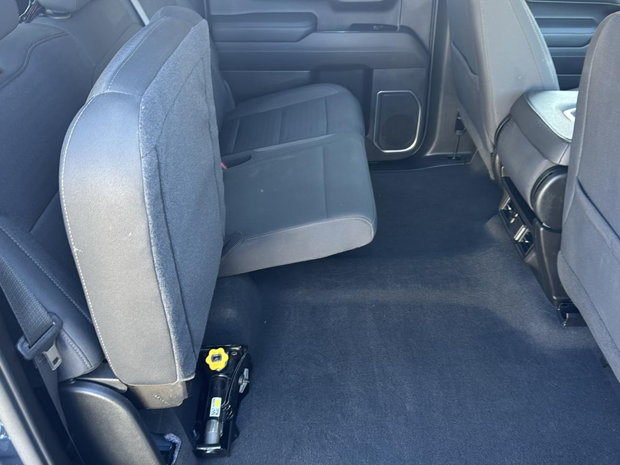 Chevrolet Silverado 1500 4WD Crew Cab 147" LT 2022