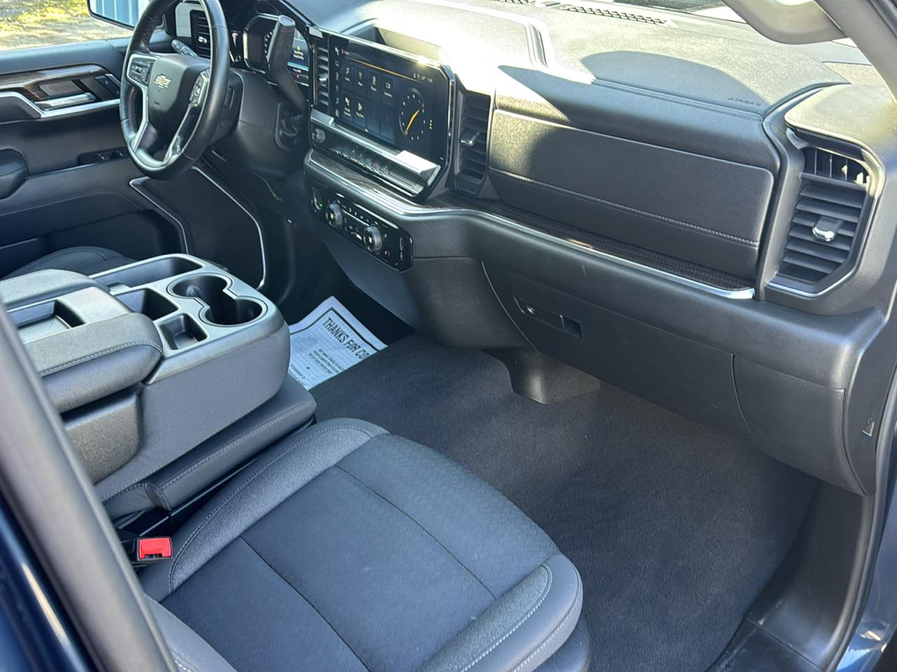 Chevrolet Silverado 1500 4WD Crew Cab 147" LT 2022