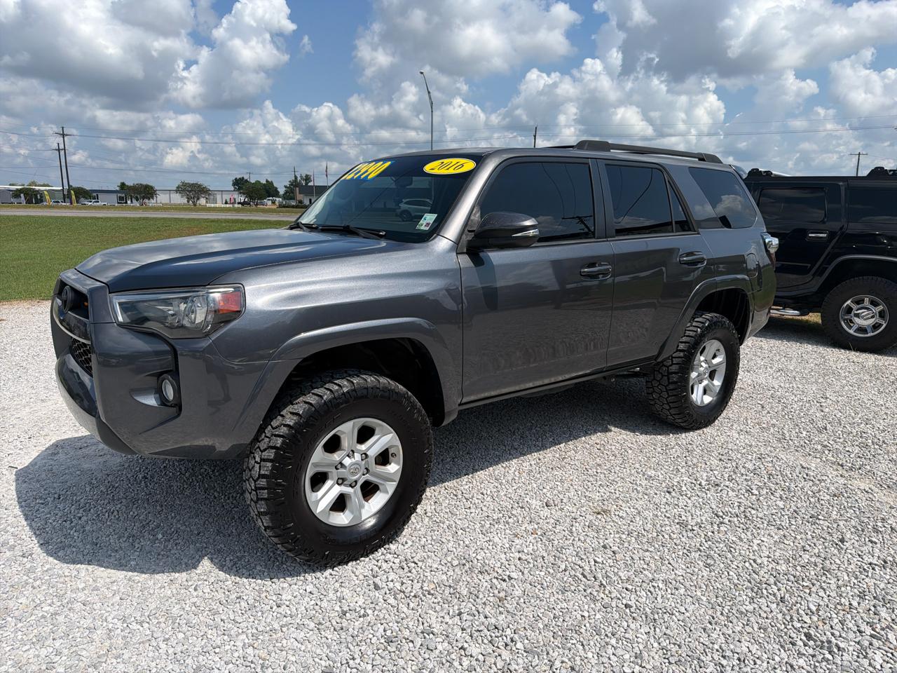 Toyota 4Runner SR5 2WD 2016