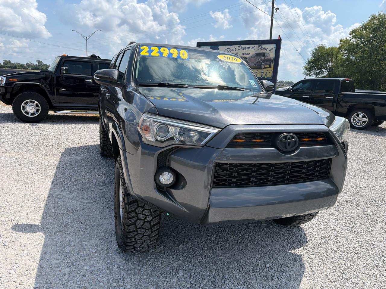 Toyota 4Runner SR5 2WD 2016