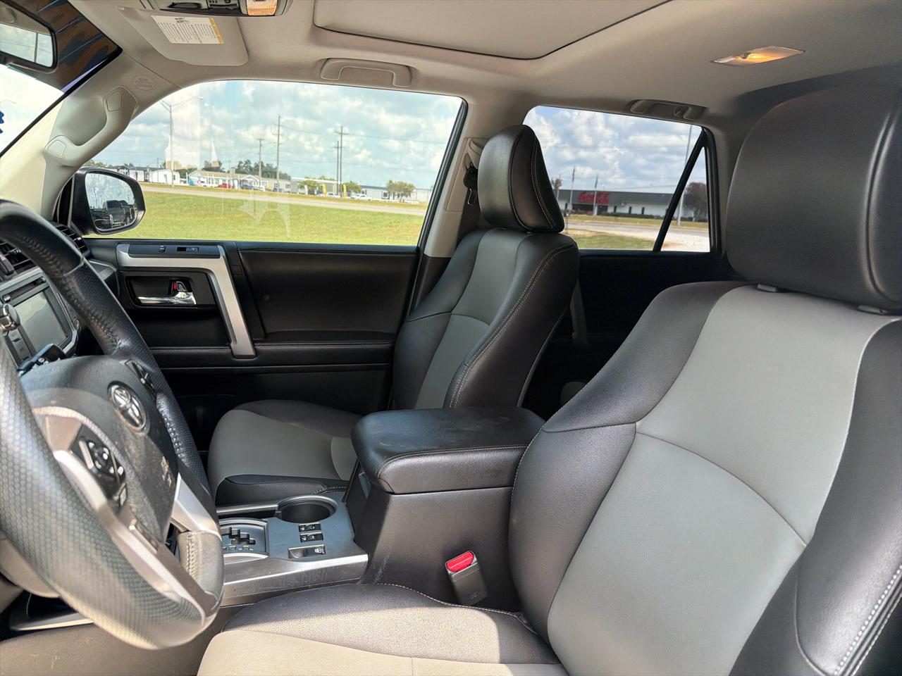 Toyota 4Runner SR5 2WD 2016