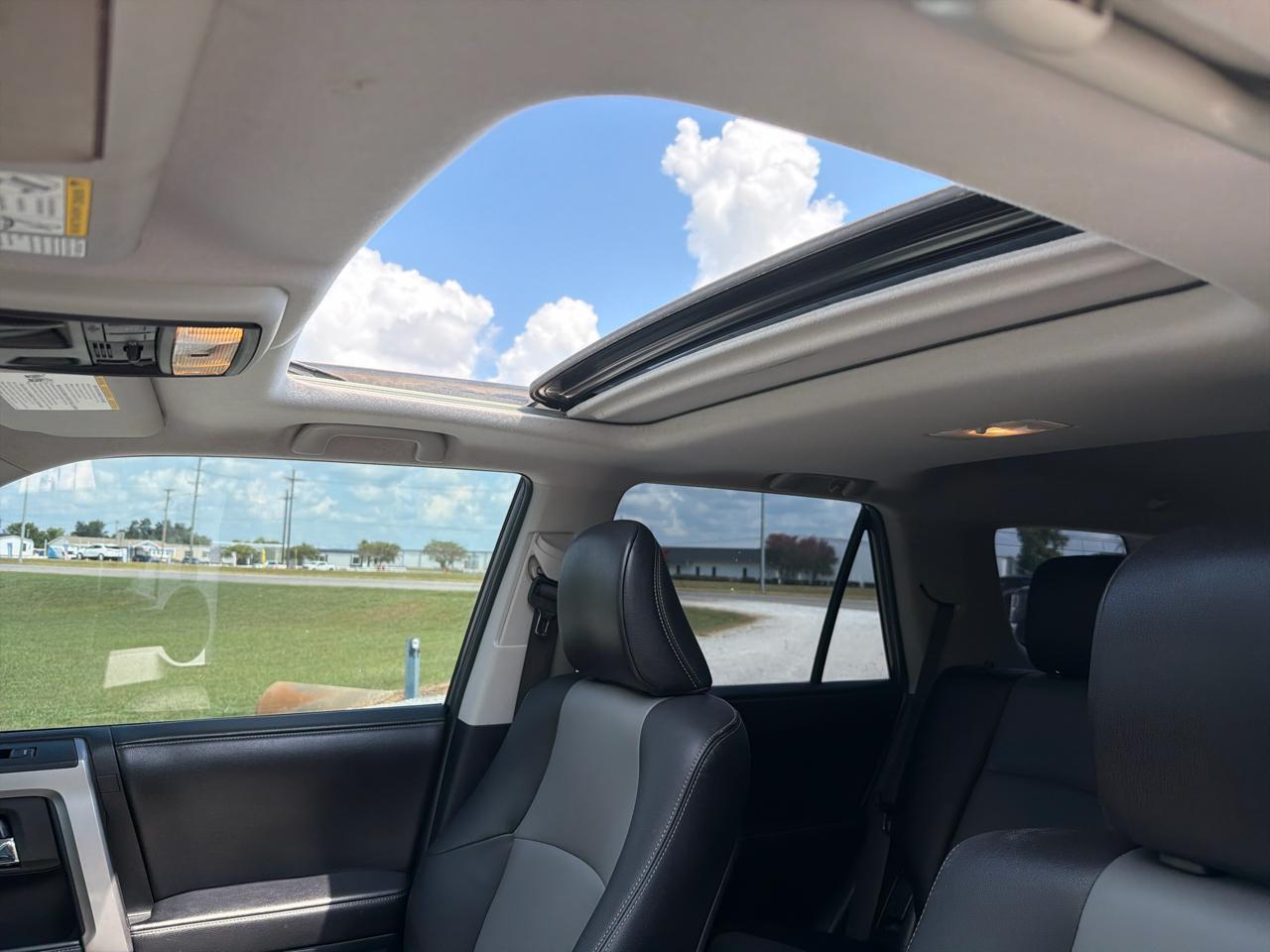 Toyota 4Runner SR5 2WD 2016