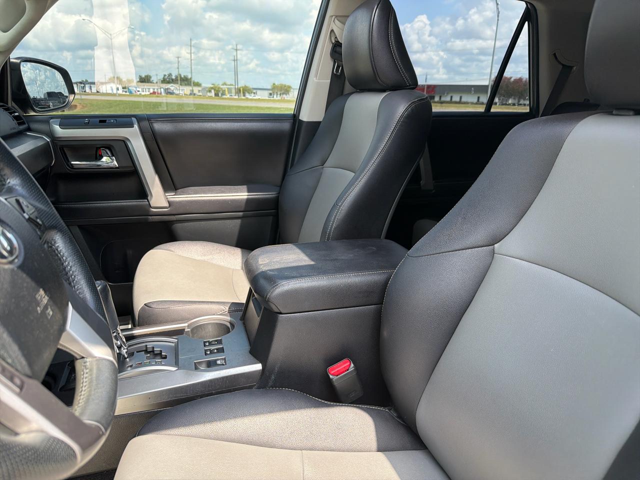 Toyota 4Runner SR5 2WD 2016