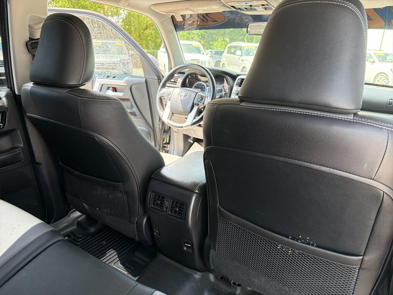 Toyota 4Runner SR5 2WD 2016